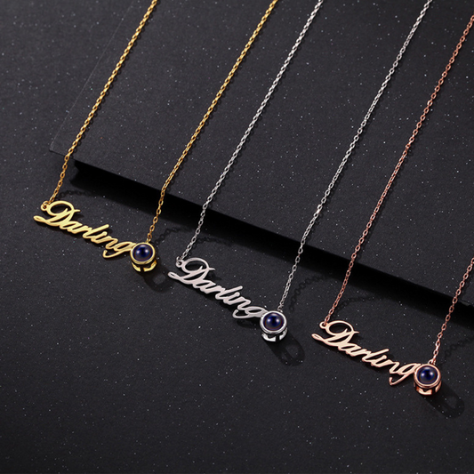 Collar personalizado con proyección