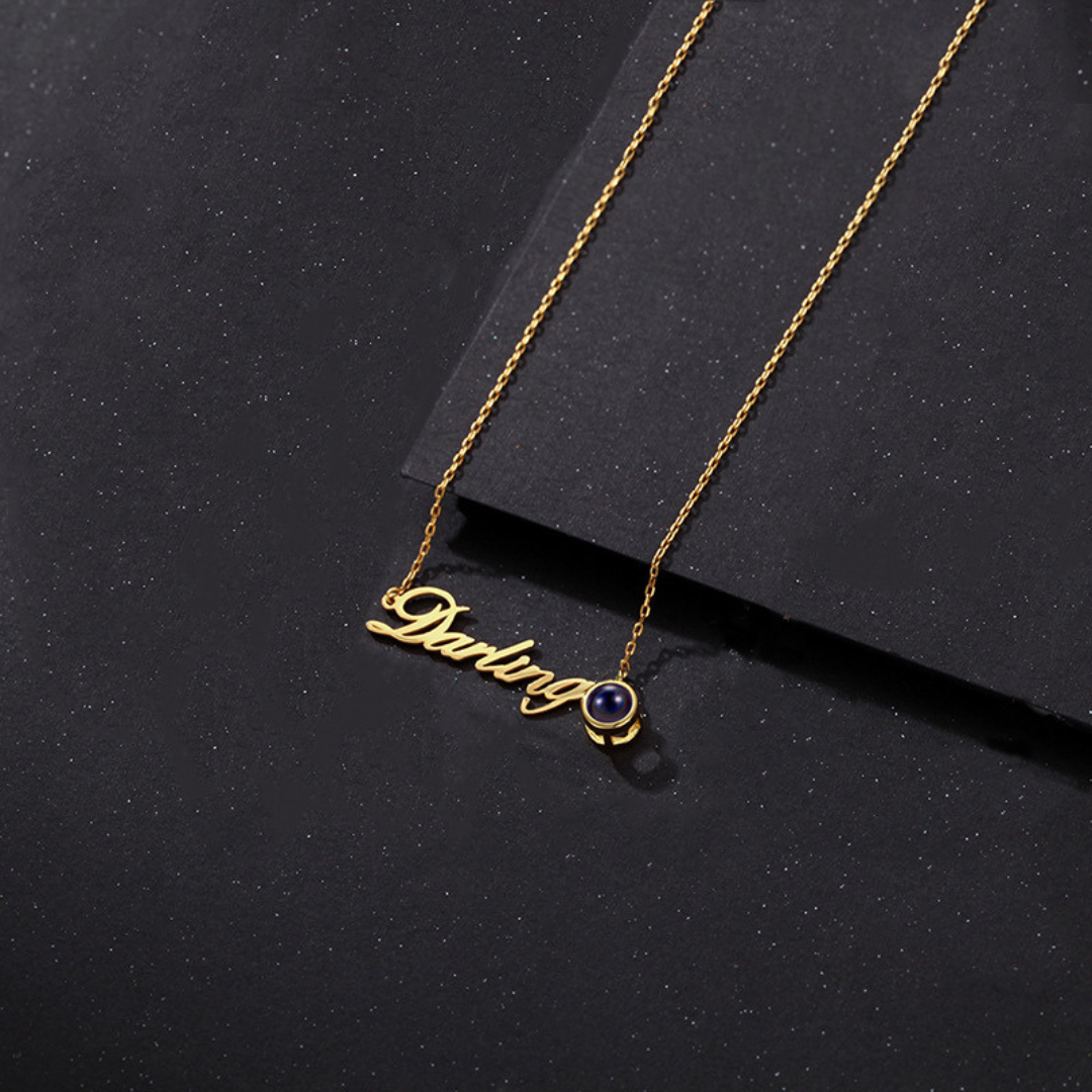 Collar personalizado con proyección